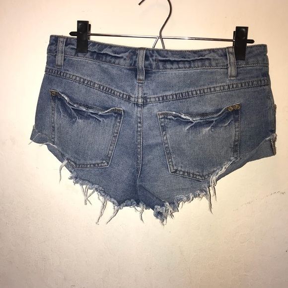 Free People denim shorts - Picture 2 of 7